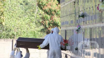 Medidas restritivas para frear covid serão decididas nesta segunda