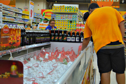 Governo estende horário para supermercados e restaurantes