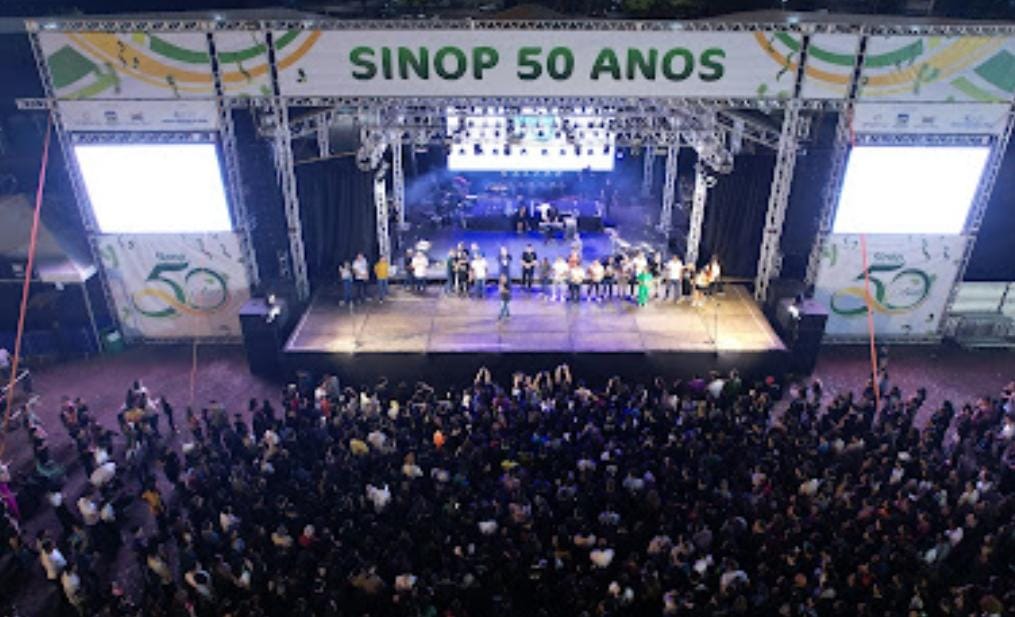Marcha para Jesus e show com Banda Morada reúnem 12 mil pessoas no Estádio Municipal