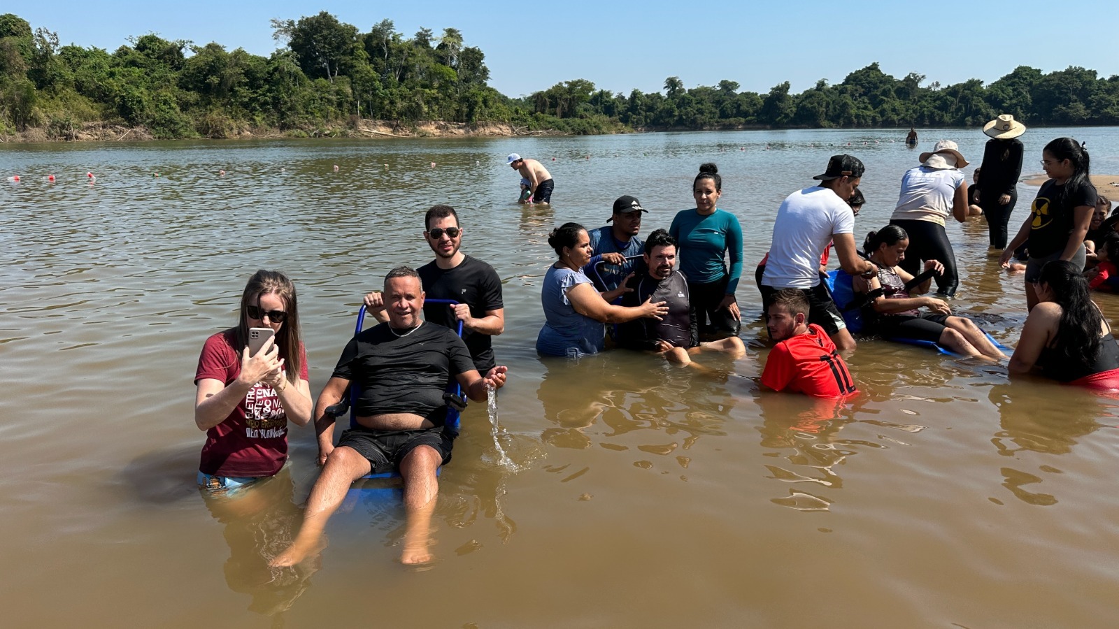 INCLUSÃO E ACESSIBILIDADE:  2º edição do Banho Assistido no Festival de Praia será neste sábado (14)