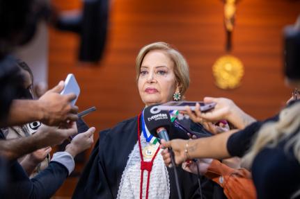 Essa PEC nos obriga a nos aposentar, disse a presidente do TJMT