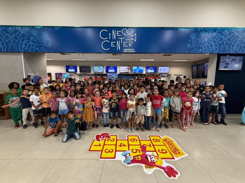 Lazer e Diversão: crianças do CRAS Menino Jesus e Centro de Convivência participam de manhã de cinema