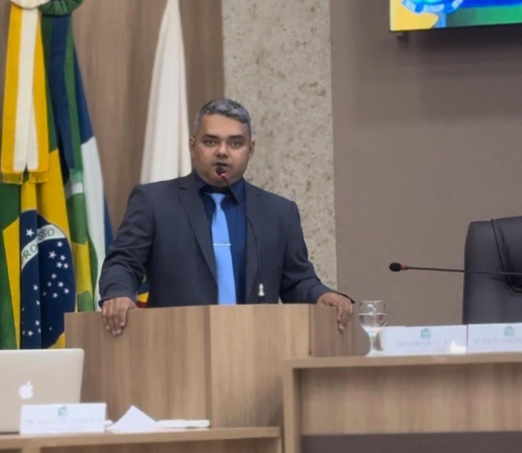 Vereador Gilsimar Silva propõe revitalização do futebol de campo e pede informações sobre gestão esportiva em Sinop 