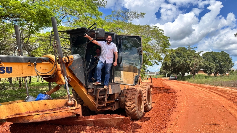 Vice-Prefeito Paulinho Abreu acompanha trabalhos da Prefeitura no bairro Camping Club