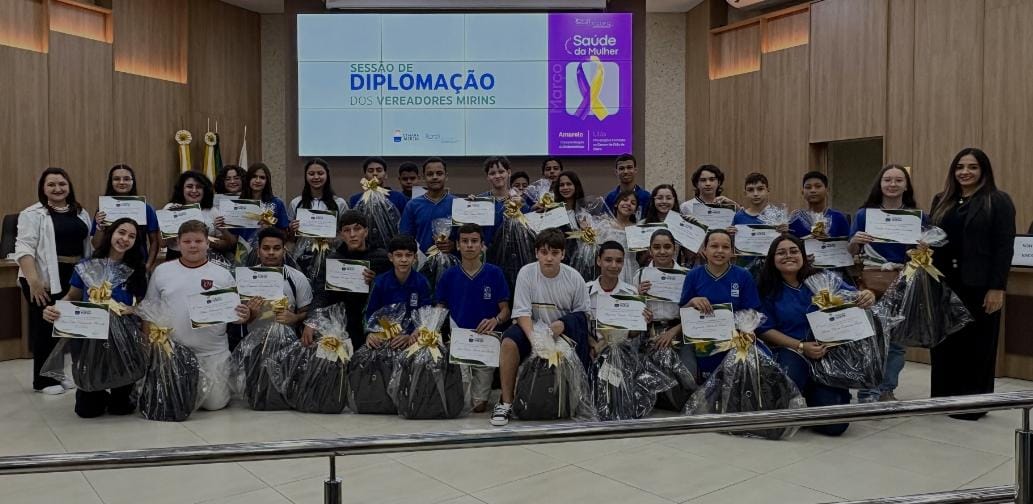 Vereadores Mirins de Sinop são Diplomados em Solenidade na Câmara Municipal