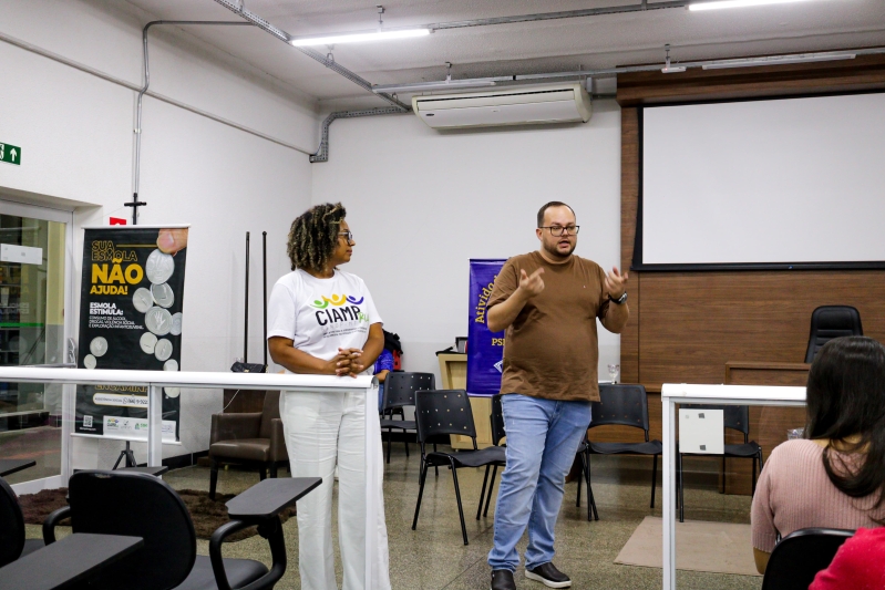 CIAMP discute as vivências da pessoa em situação de rua com acadêmicos de psicologia