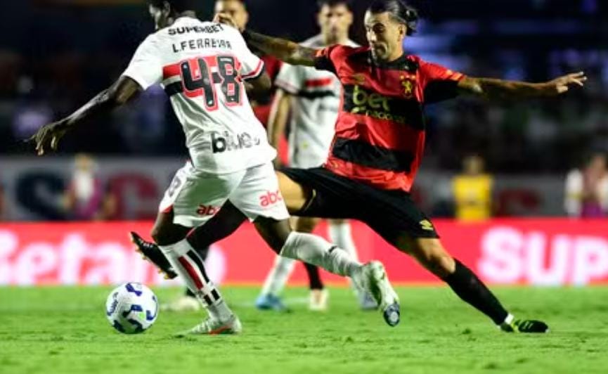 Zubeldía fez tudo que a torcida do São Paulo pediu e foi chamado de burro