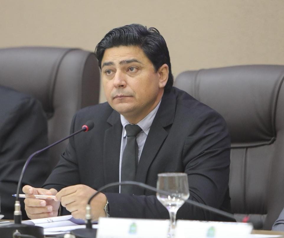 Vereador Célio Garcia apresenta indicações para melhorias no trânsito e homenagem a Dom Canísio Klaus