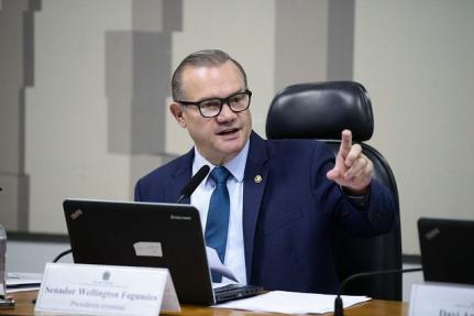 Wellington Fagundes lidera pesquisa para governador na capital