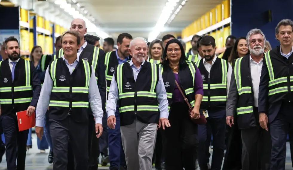 Brasil tem reservas para enfrentar decisões de Trump, diz Lula