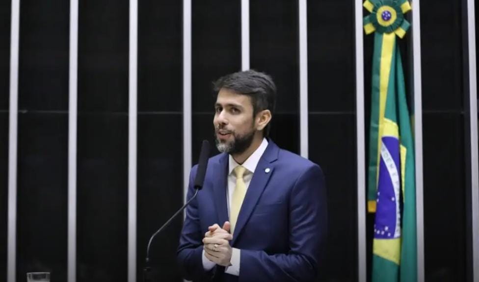 Deputado Pedro Lucas recusa convite para ser ministro das Comunicações