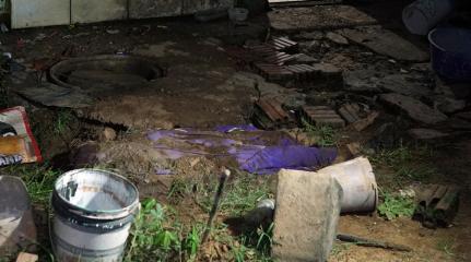 Mulher é morta e tem corpo enterrado no quintal de casa