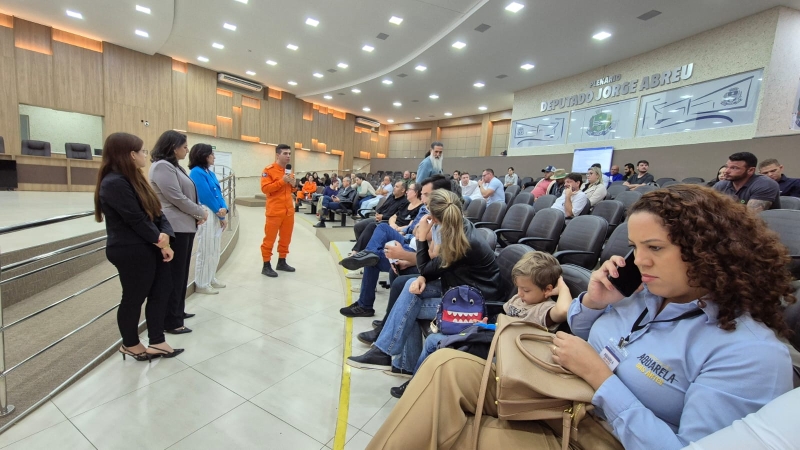 Prefeitura debate com associações e entidades religiosas atualização da lei de eventos em Sinop