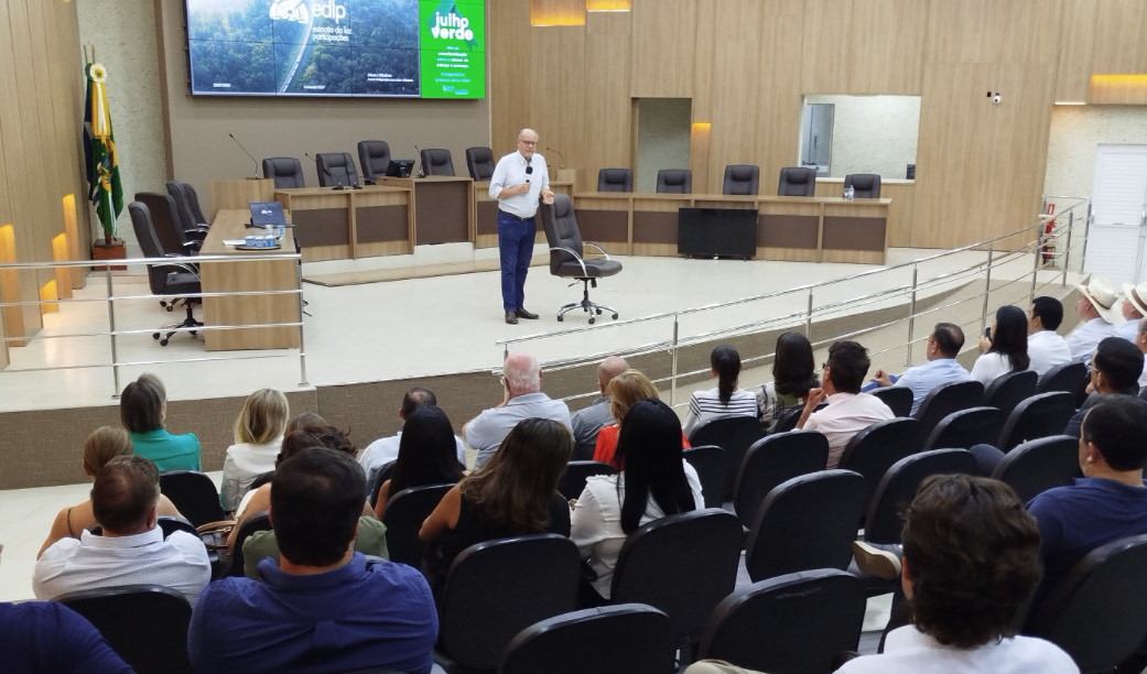 Câmara de Sinop sedia palestra sobre atualização dos estudos da Ferrogrão