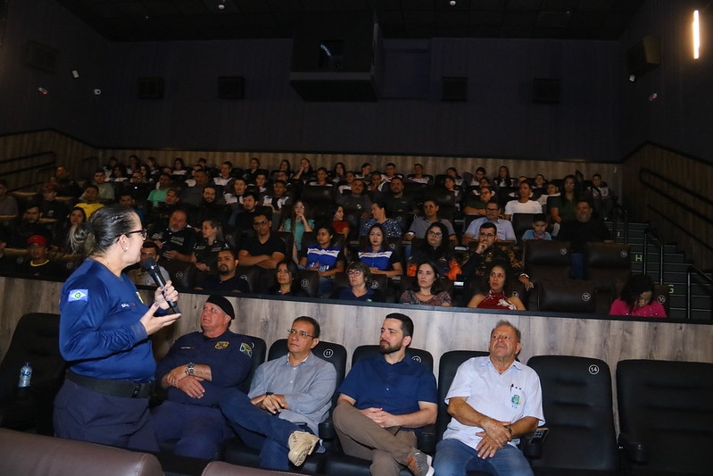 Secretaria mobiliza entregadores e motociclistas em campanha de promoção à segurança no trânsito