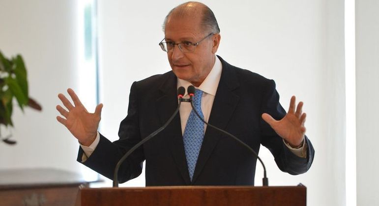 Brasil está conversando com reserva com Estados Unidos, diz Alckmin