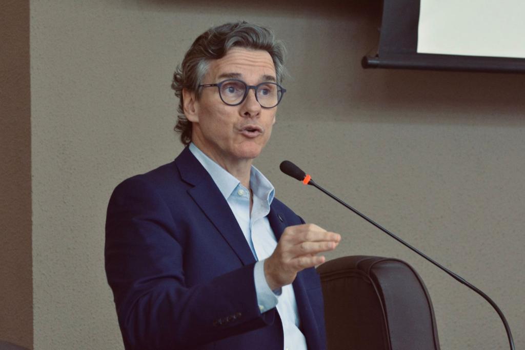 Municípios devem se preparar para a nova realidade, diz Gallo sobre o novo regime tributário