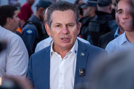 Mendes critica Eduardo por tarifaço e aponta equívocos de Lula
