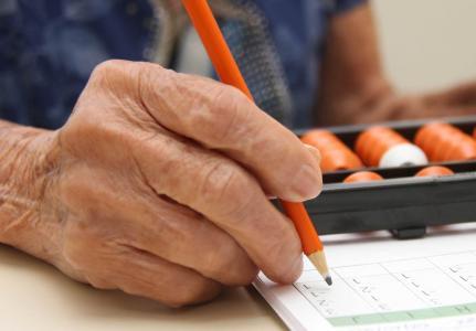 NÃO FEZ REPASSE:  Advogada é denunciada 3 vezes por pegar aposentadoria de clientes