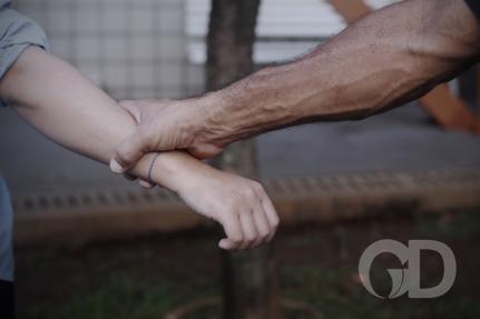Estudante de 16 anos foge de tentativa de estupro