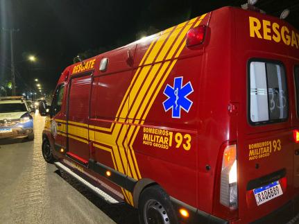 Bebê de um ano é achado em piscina e salvo por bombeiros