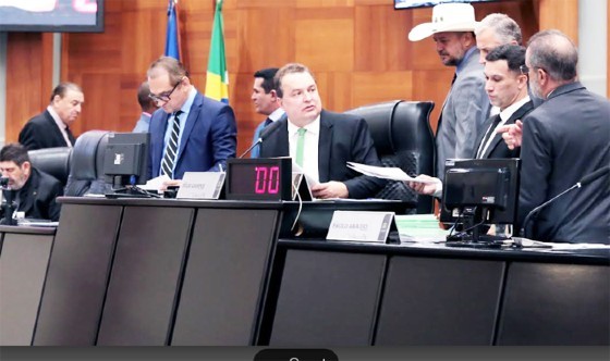 Sem voto distrital, regiões de Mato Grosso não elegem deputado