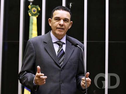 O Dep. Federal Juarez Costa propõe mudança no cálculo do IPVA para reduzir valores pagos pelos motoristas