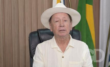 Prefeito diz ser alvo de fake news e nega relações com jornalista que agrediu vereador