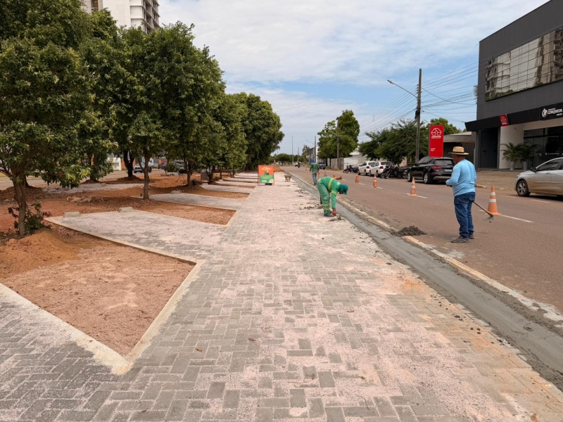 Obra do estacionamento da Avenida dos Tarumãs avança e deve ser entregue até dezembro