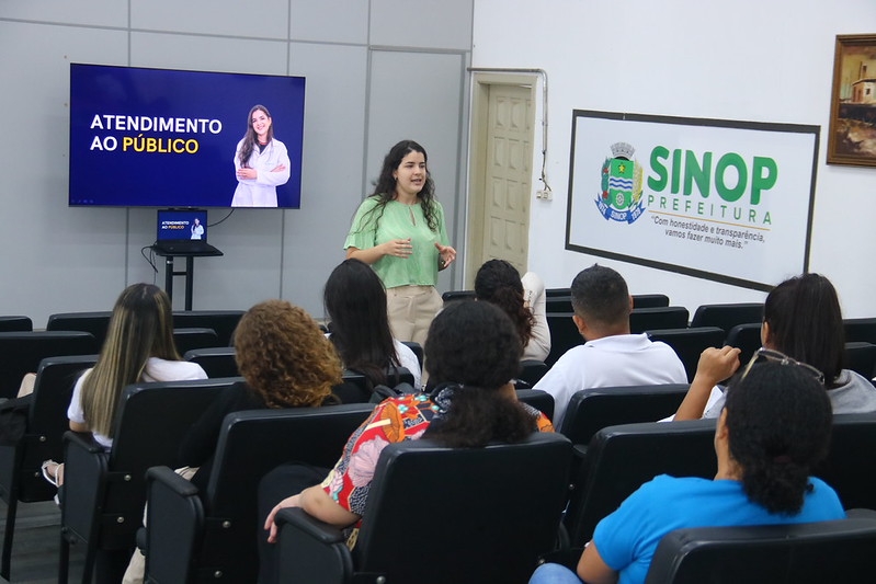 Sinop: Prefeitura promove capacitação sobre atendimento ao público aos recepcionistas das Unidades Básicas de Saúde