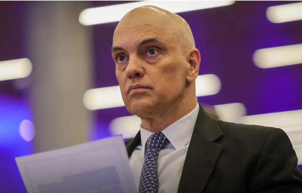 Moraes manda PGR se manifestar sobre operação policial no Rio