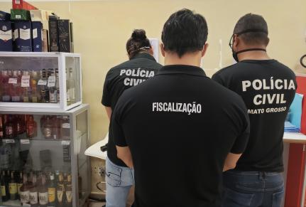 Sogra e genro são internados com suspeita de intoxicação por metanol