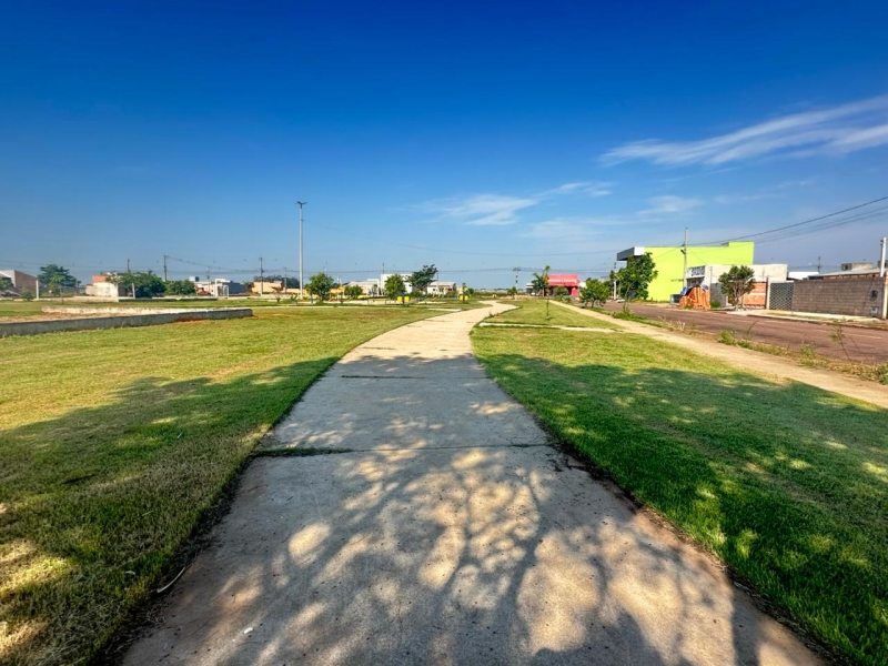 Prefeitura de Sinop promove limpeza de praça pública do Residencial Belvedere I