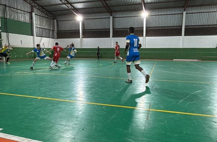 Equipes disputam nesta quinta-feira (04) as oitavas-de-final da Copa Pasinha CDL de Futsal
