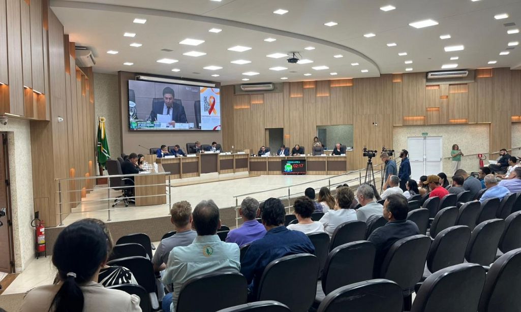 Vereadores aprovam reajuste salarial e aumento real para os servidores públicos