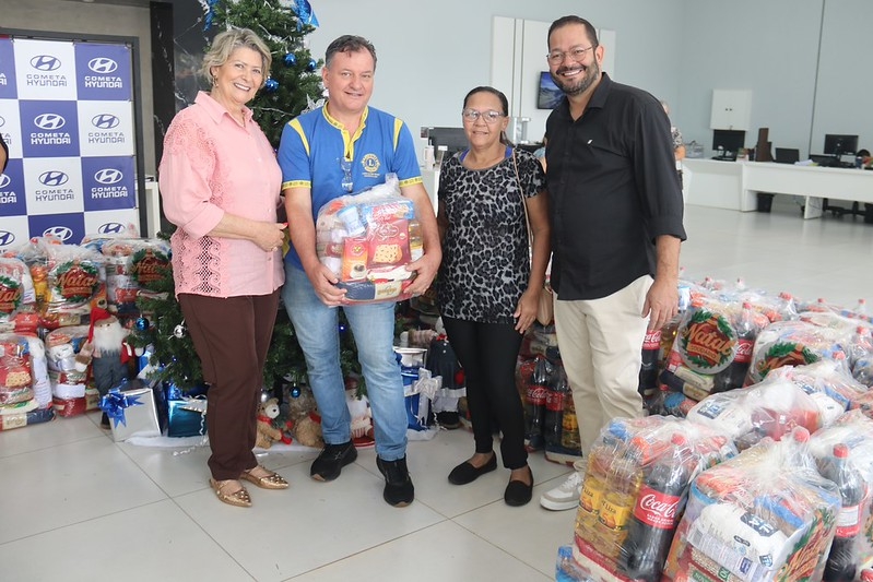 Parceria entre Prefeitura e iniciativa privada garante alimento na mesa de 700 famílias neste Natal em Sinop