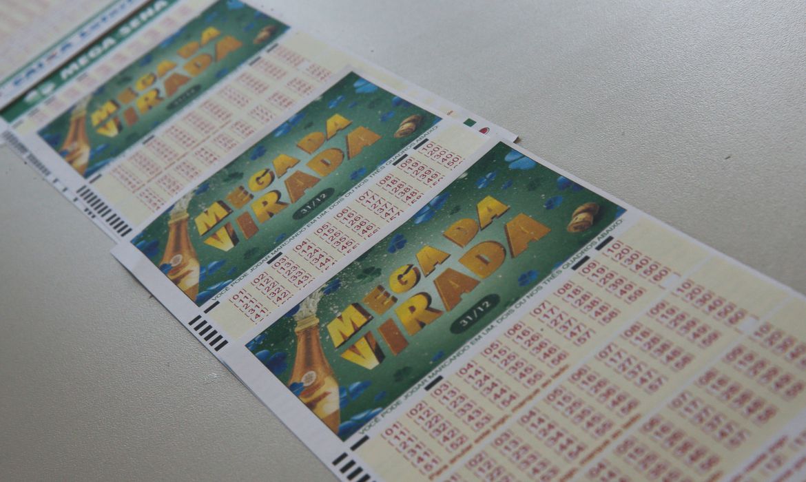 Prêmio da Mega da Virada chega a R$ 1 bilhão
