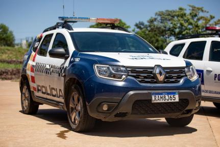 MACACA: Homem é acusado de racismo e agressão após assediar jovens