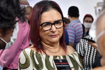 Rosa Neide diz que PT evita nomes fracos para chapa federal