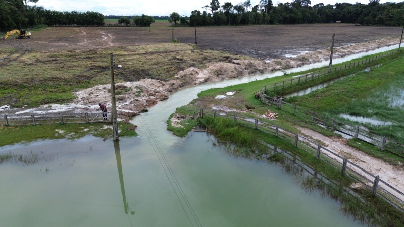 Ações da Prefeitura de Sinop e órgãos de segurança reduzem risco de rompimento de represa na Comunidade Brígida