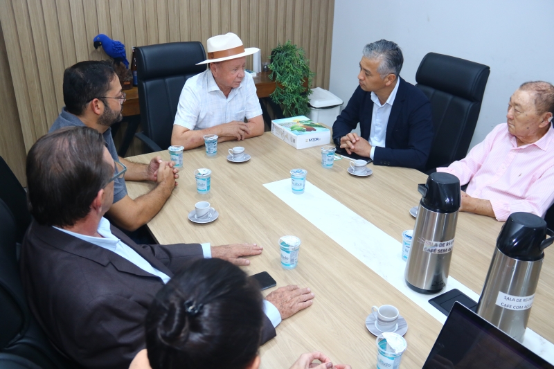 Prefeitura de Sinop recebe cônsul-geral adjunto do Japão para apresentação do potencial econômico da cidade