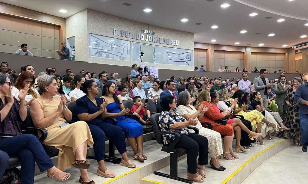 Câmara de Sinop realiza sessão solene para entrega do Prêmio Mulheres Destaques de 2026