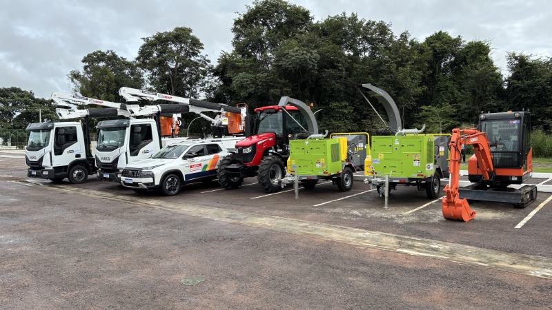 Prefeitura de Sinop entrega novos veículos e máquinas para reforçar serviços urbanos e ambientais