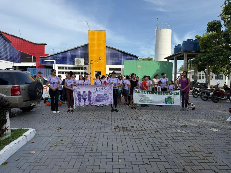 Emei Tempo de Infância realiza 1ª Caminhada com Elas e mobiliza comunidade contra a violência