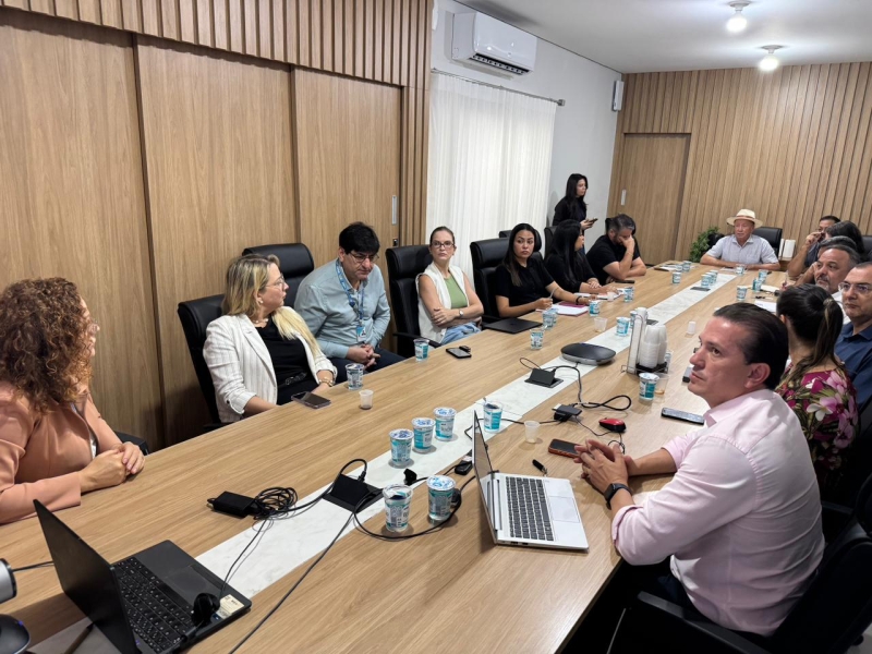 Prefeitura e Caixa Econômica alinham andamento de obras com recursos federais em Sinop