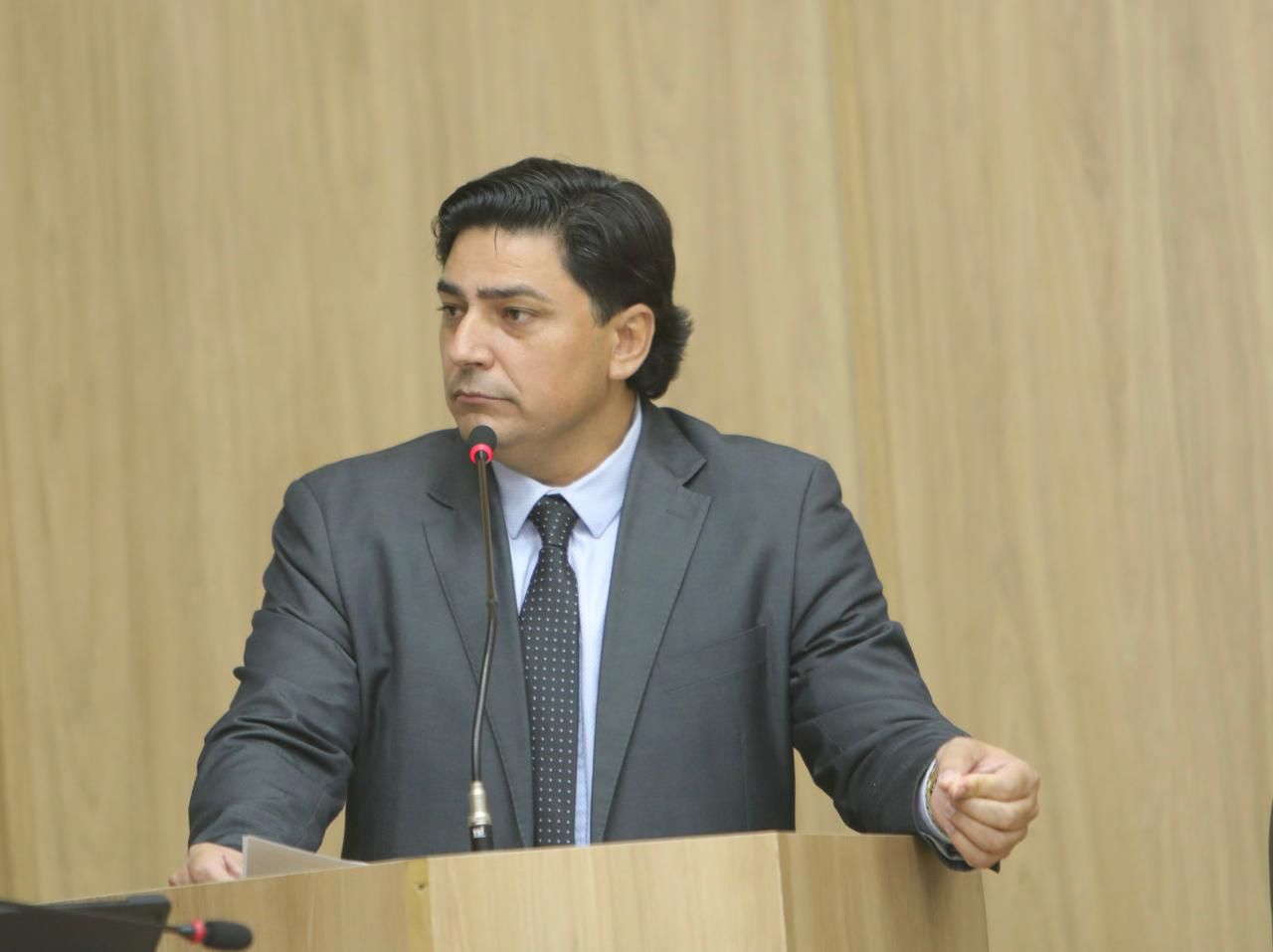 Célio Garcia cobra solução para UTIs e tem indicações de infraestrutura aprovadas em Sinop