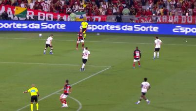 Flamengo e Vasco empatam em 2 a 2 no Maracanã