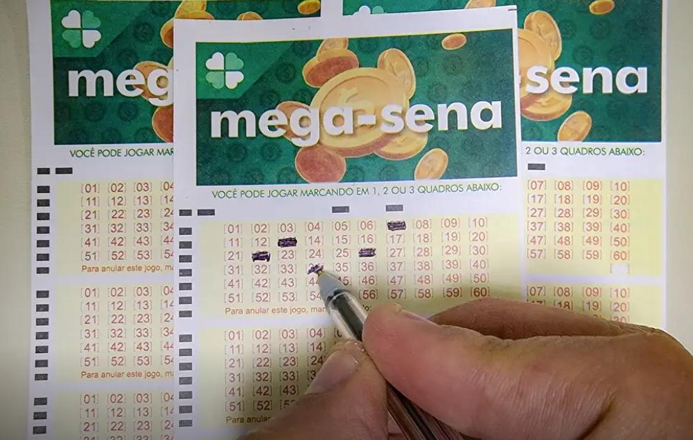 Mega-Sena acumula e prêmio principal vai para R$ 45 milhões