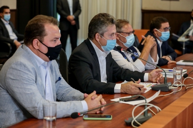 Vacinação na Segurança começa pelos mais velhos; Mauro prevê atender 100% ainda em abril