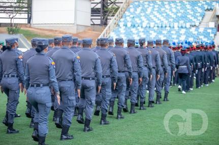 Em novo ato, governador convoca mais 430 aprovados para reforçar a PM em MT